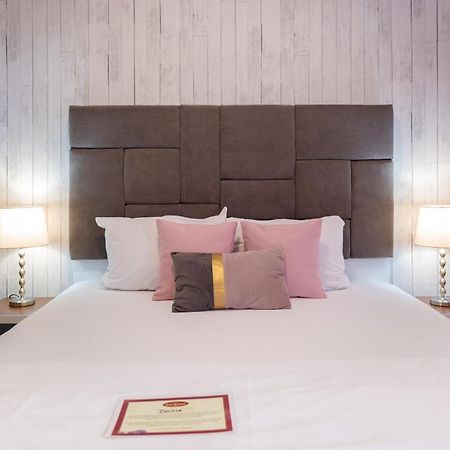Hotel Bordeaux Galati  Ngoại thất bức ảnh