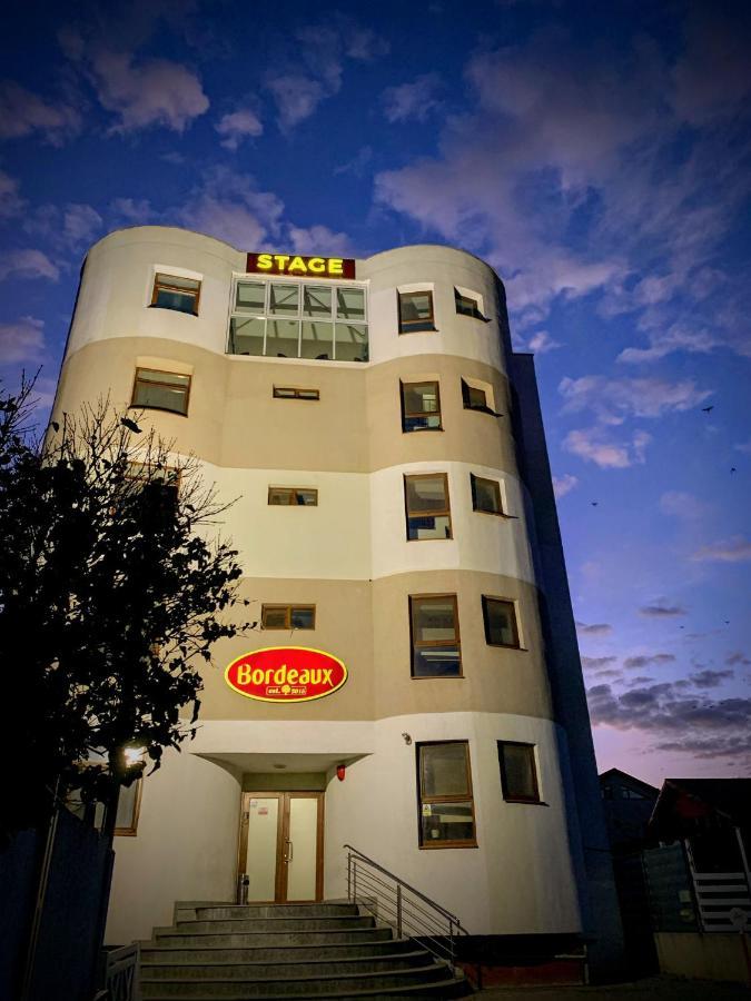 Hotel Bordeaux Galati  Ngoại thất bức ảnh