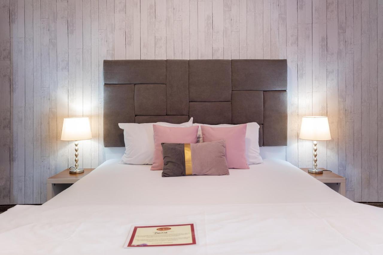 Hotel Bordeaux Galati  Ngoại thất bức ảnh
