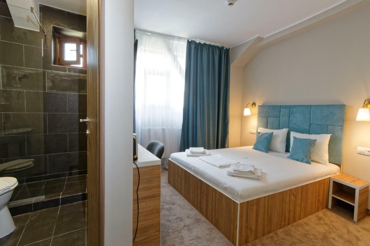 Hotel Bordeaux Galati  Ngoại thất bức ảnh